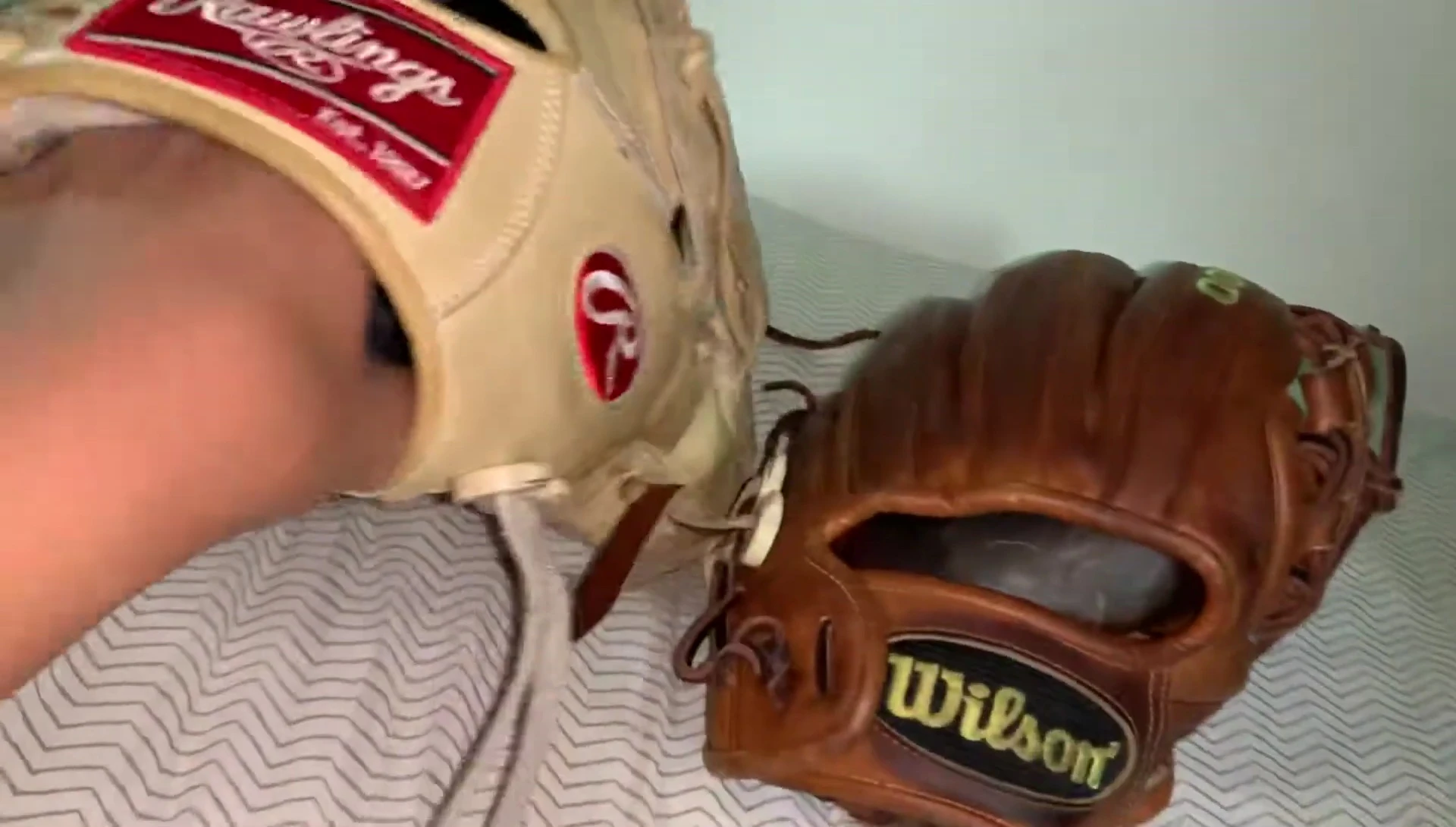 Rawlings glove demonstrating shape retention