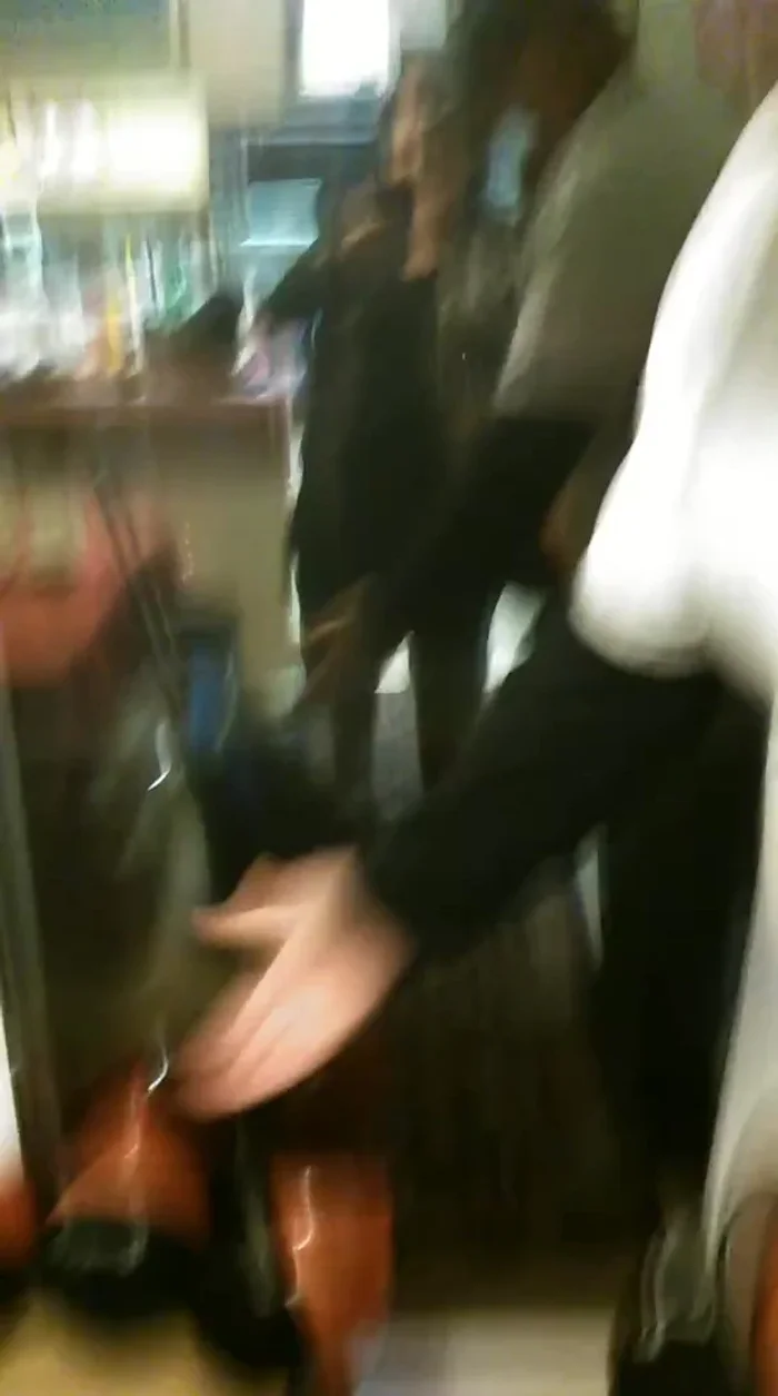 For faster drying, place the hat (with the balloon inside) on a drying rack positioned above a house heater.