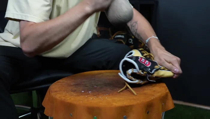 Targeted Mallet Work (Drying): Once the glove is mostly dry, continue mallet work, focusing on specific areas: thumb, pinky, wrist, and the back of the glove. Pay attention to the area where the ball will be caught.