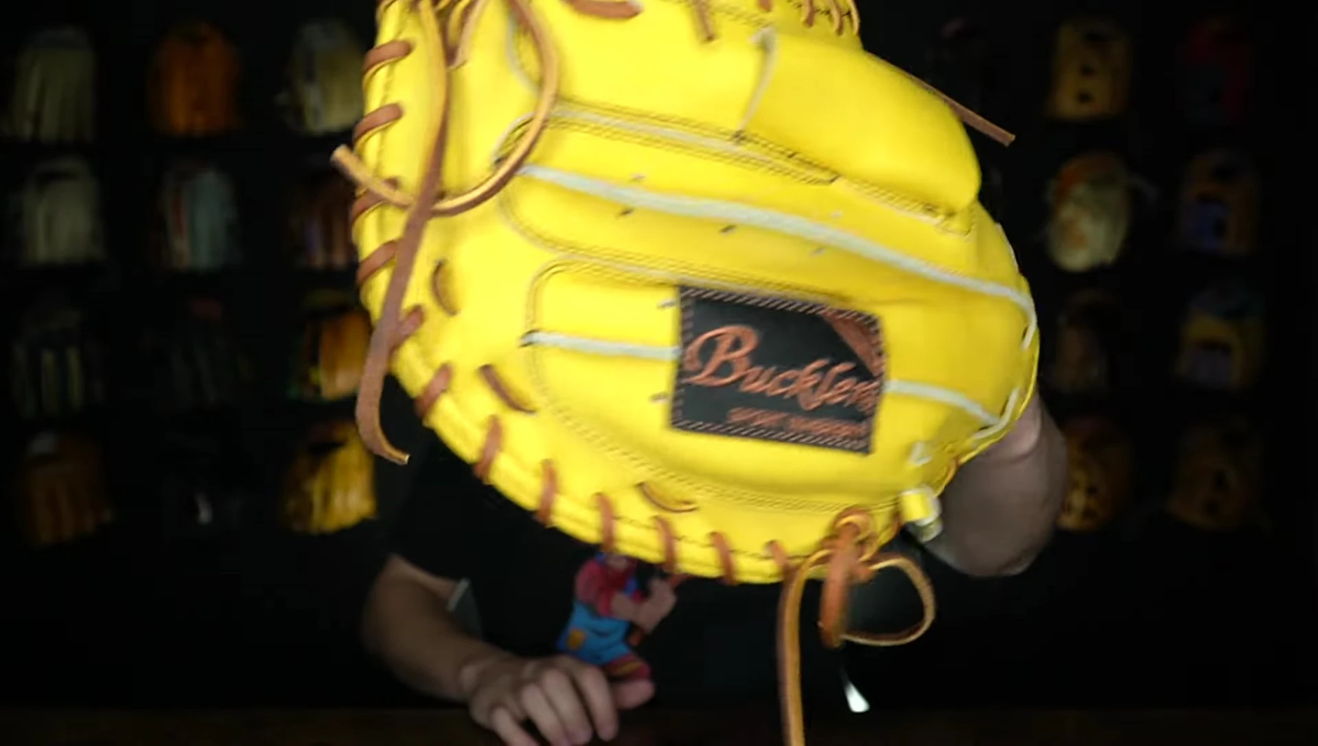 Close-up of the mitt's unique web and design.