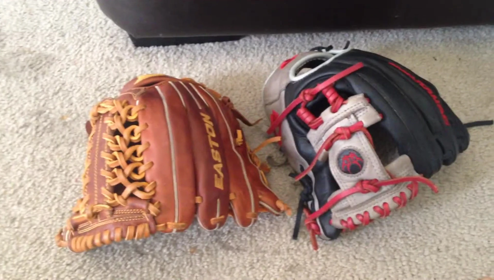 The seller mentions preferred types of gloves for trade.