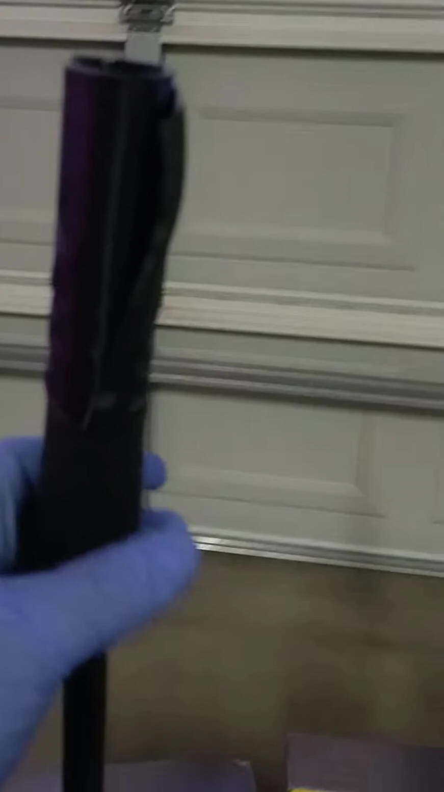 Close-up of the poorly made topper