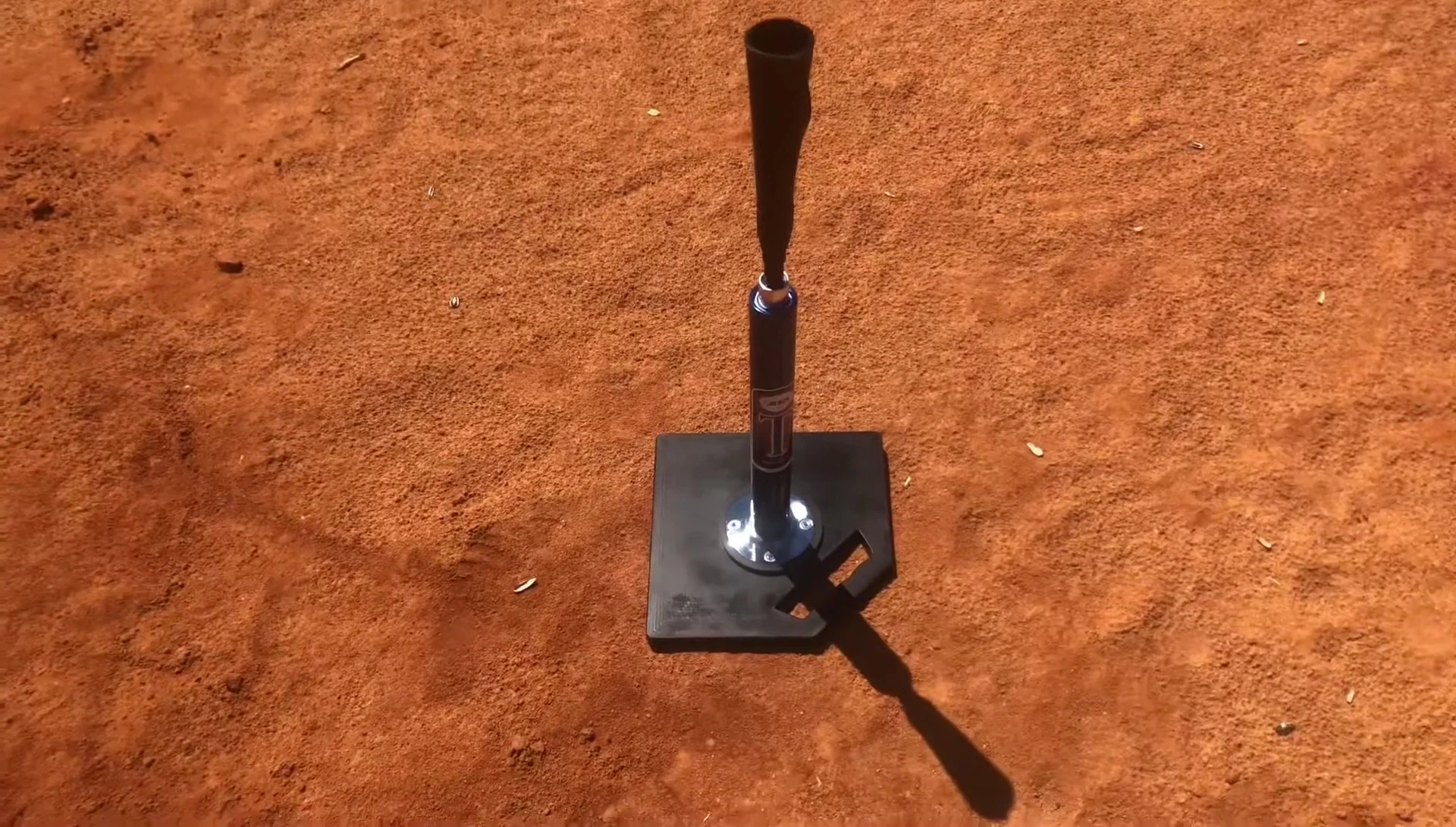 Price tag of Jugs batting tee shown.