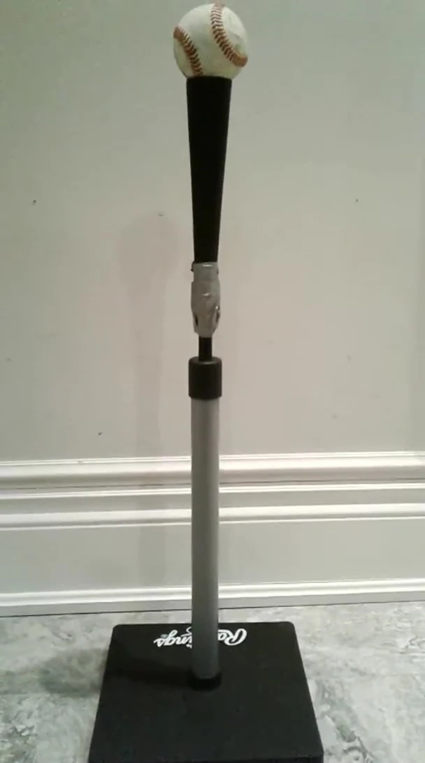 Demonstration of the top piece coming off easily.