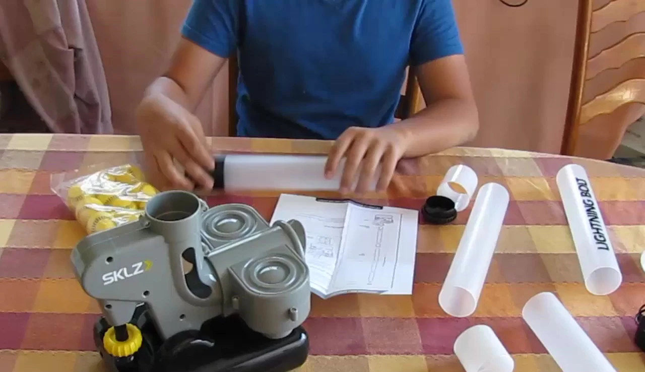 Connecting the white tubing