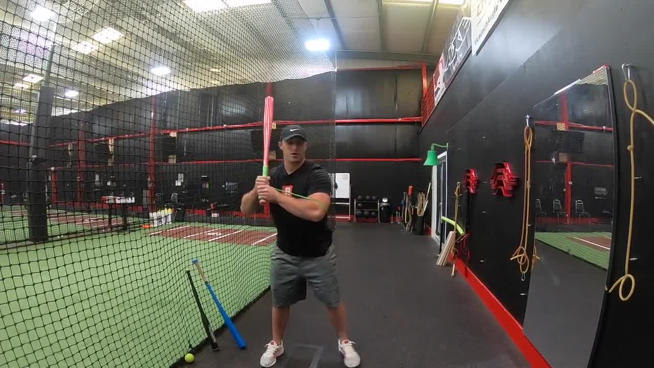 Visual representation of how pulling the arm away reduces the arm's effectiveness in the swing.