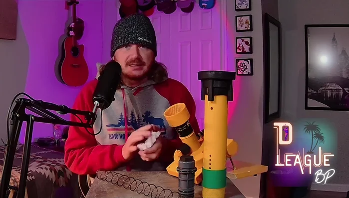 Screw the top back on.