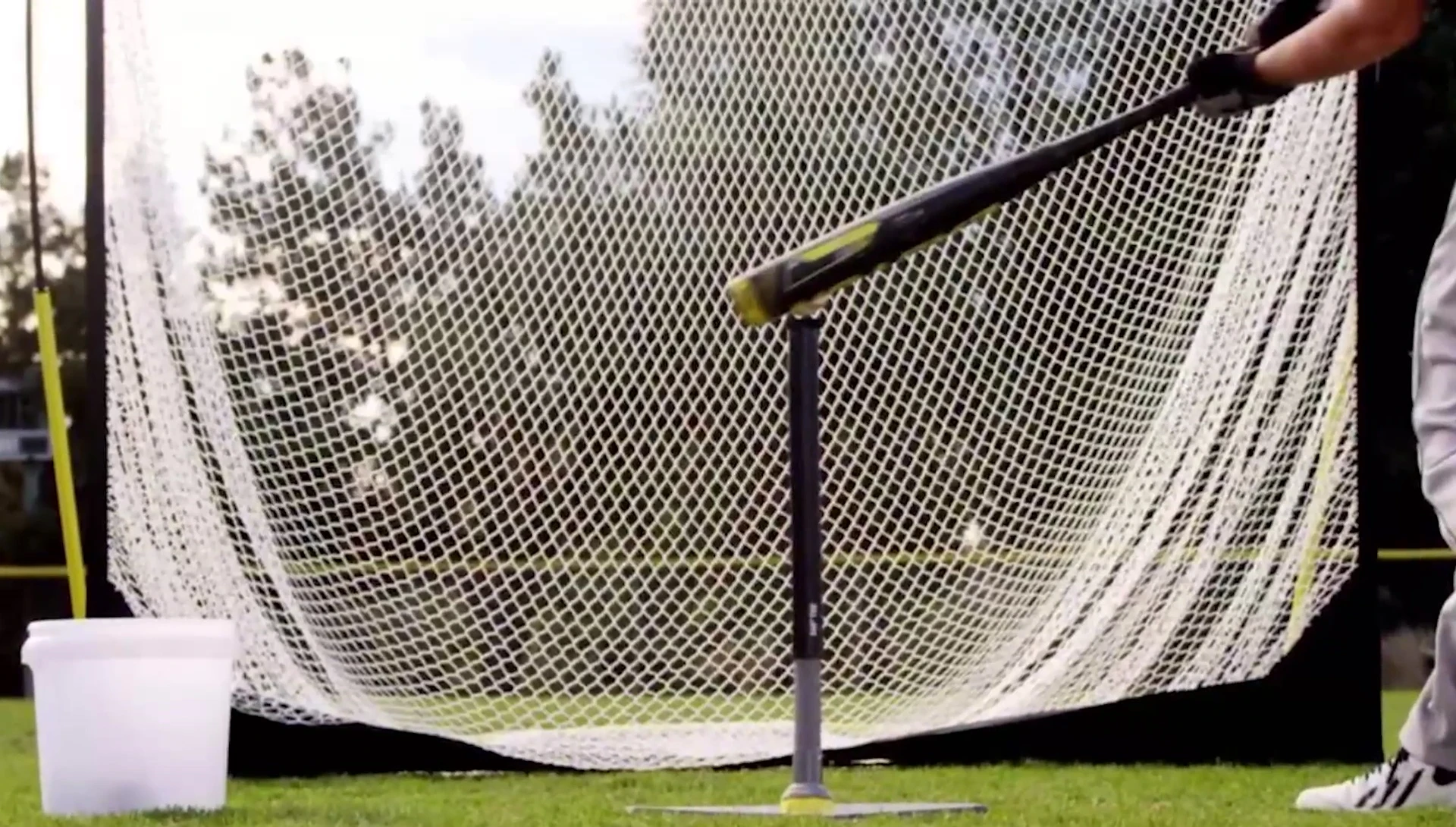 SKLZ net showing ease of setup