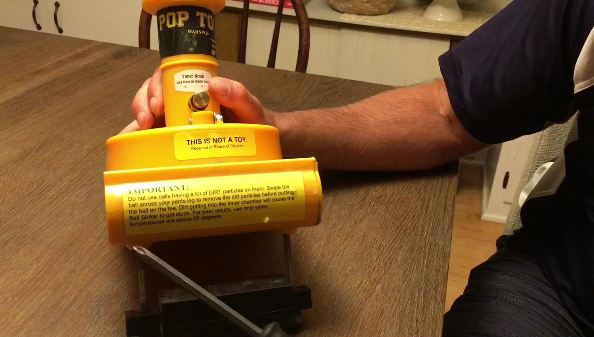Image showing the Pop Toss Green Tea and the text indicating temperature requirements.