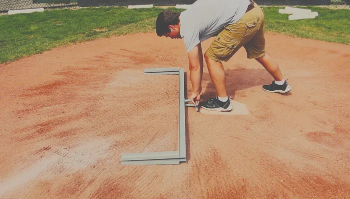 Remove the template, revealing the rectangular outline.