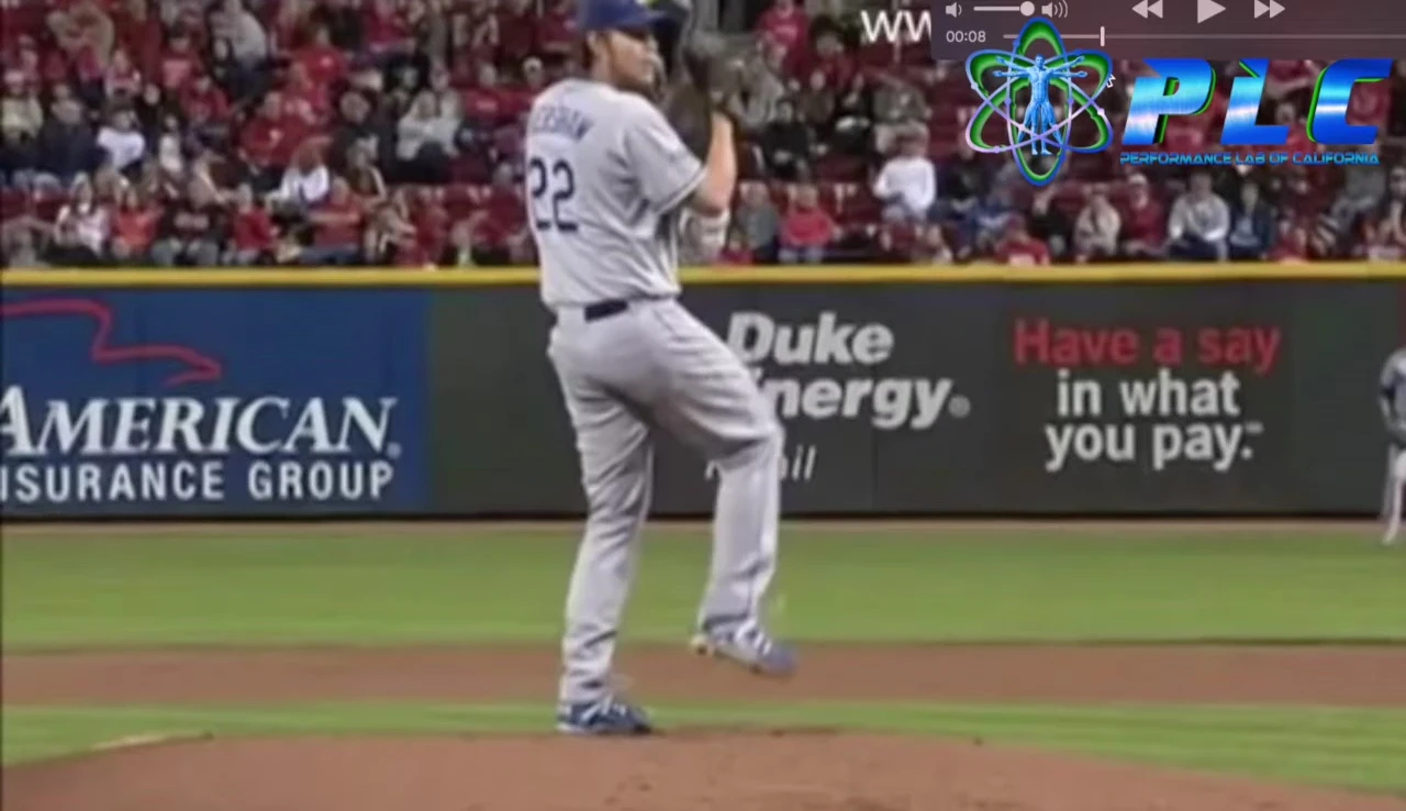 Kershaw's starting position with a low front leg
