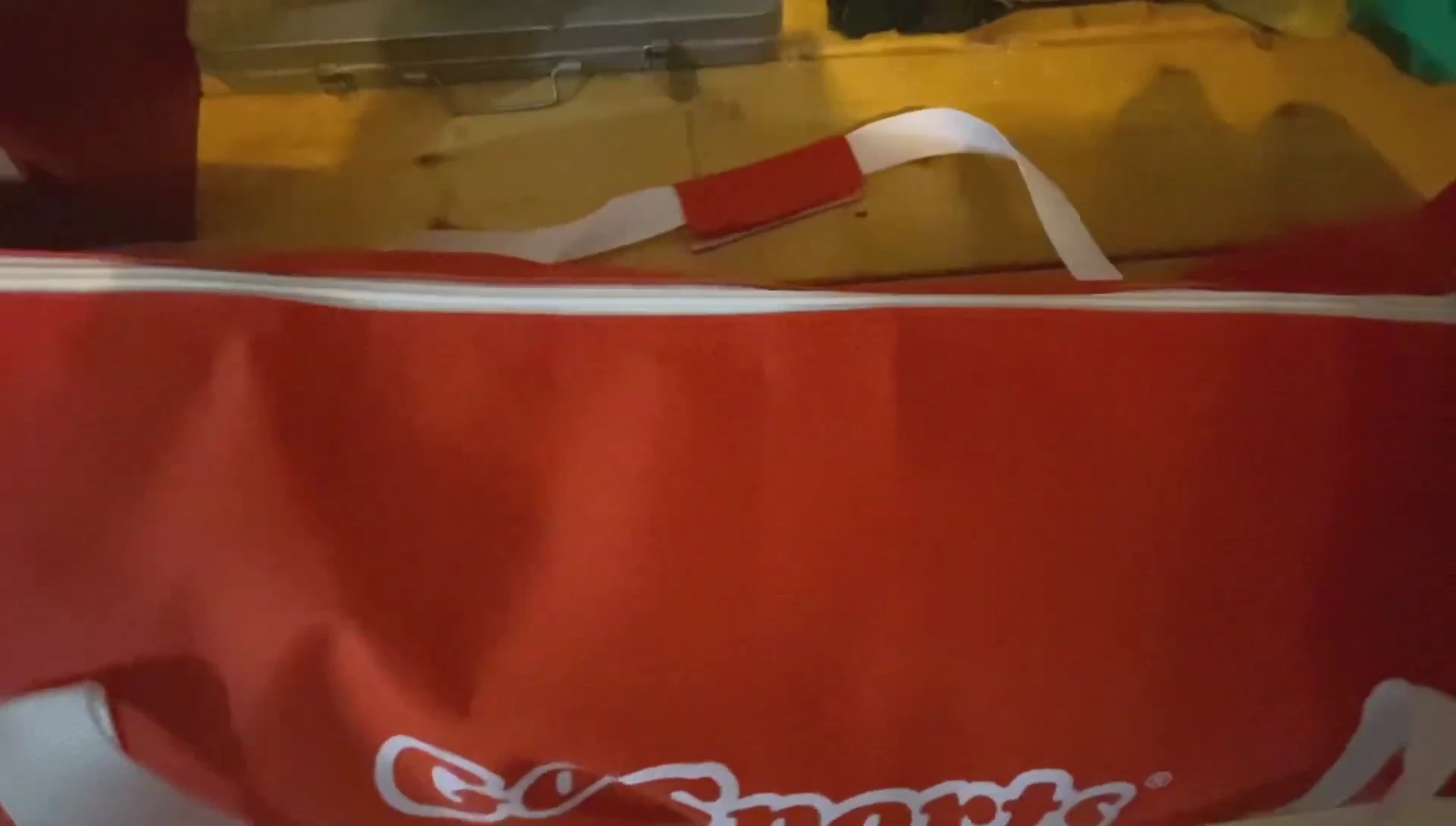 Close-up shot of the bag's zipper.