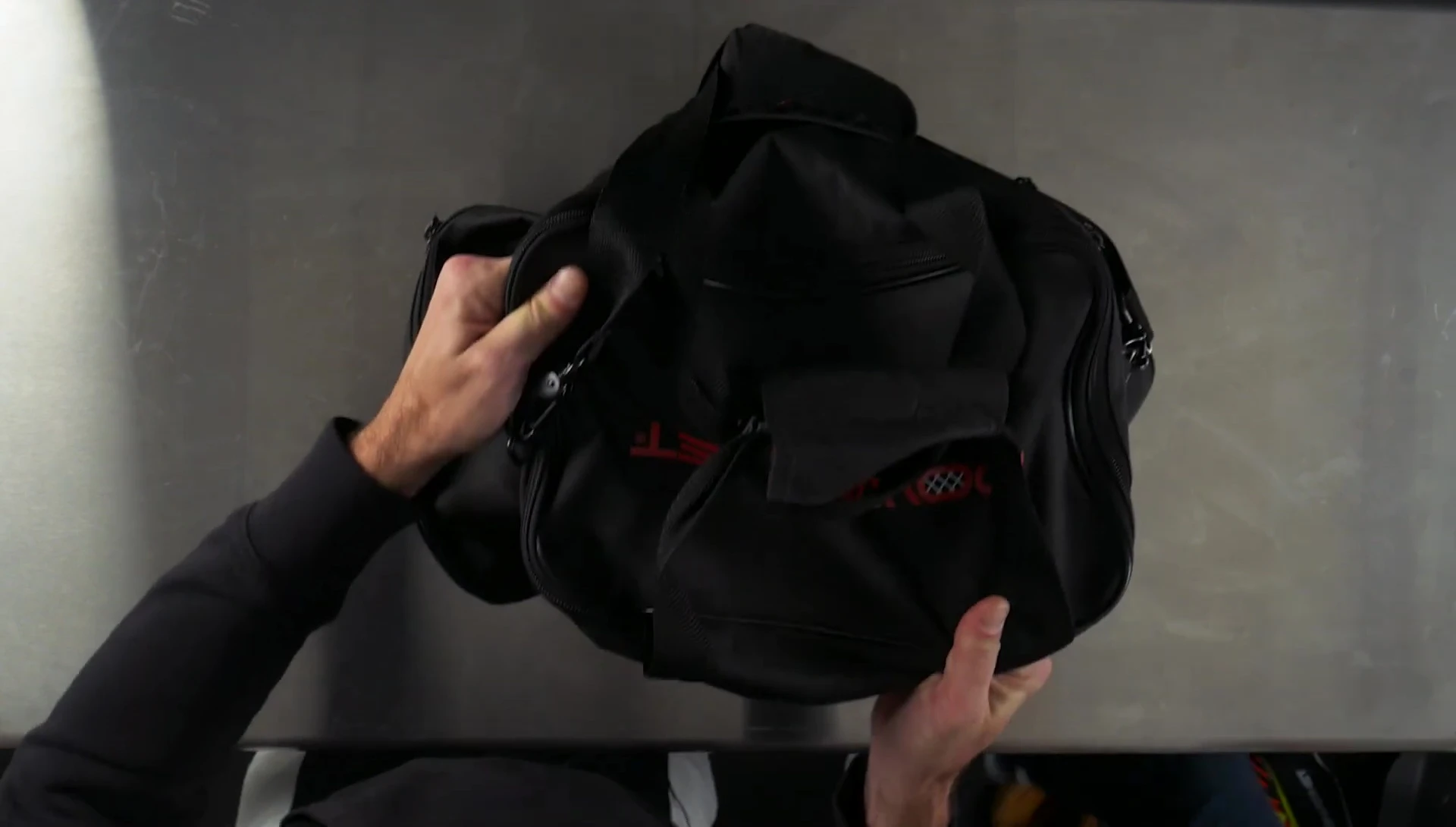 The PowerNet Soft Bucket Ball Bag