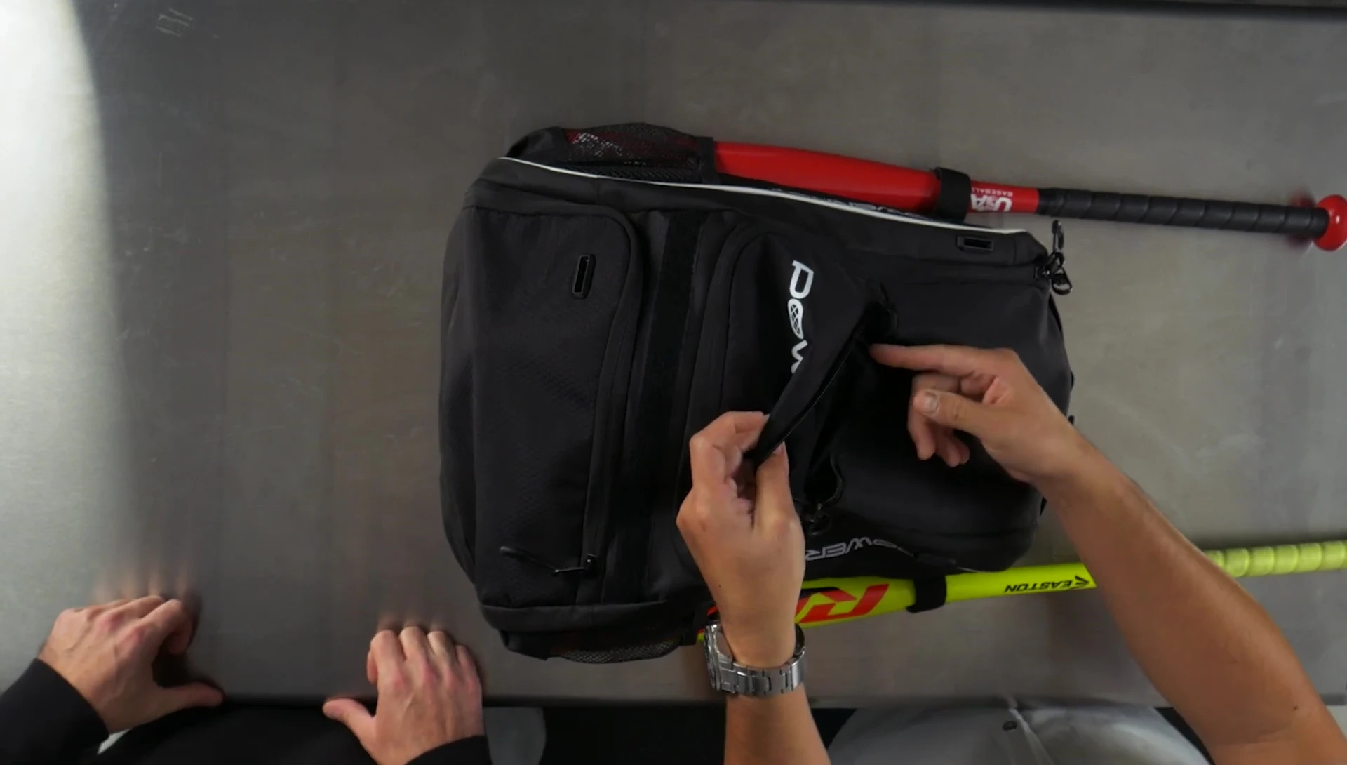 Close-up of the felt-lined compartment in the Starter Bag