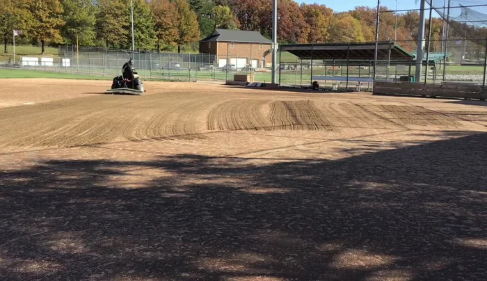 Finish by making smaller circles to knock down ruts and ensure even surface.